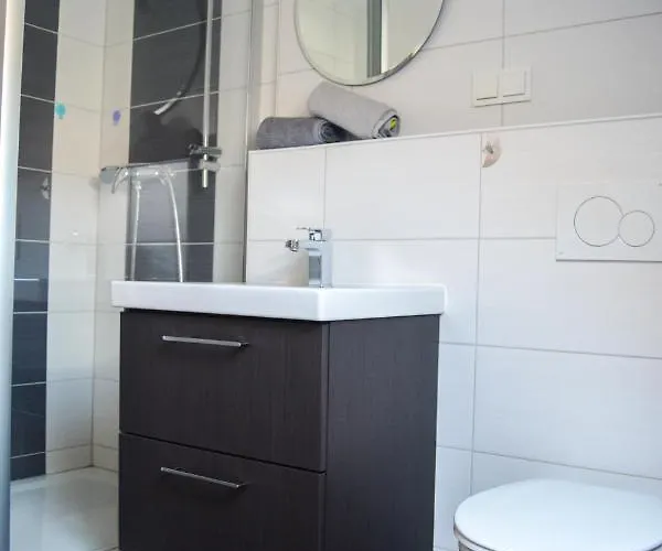 Landquartier דירה Schweppenhausen